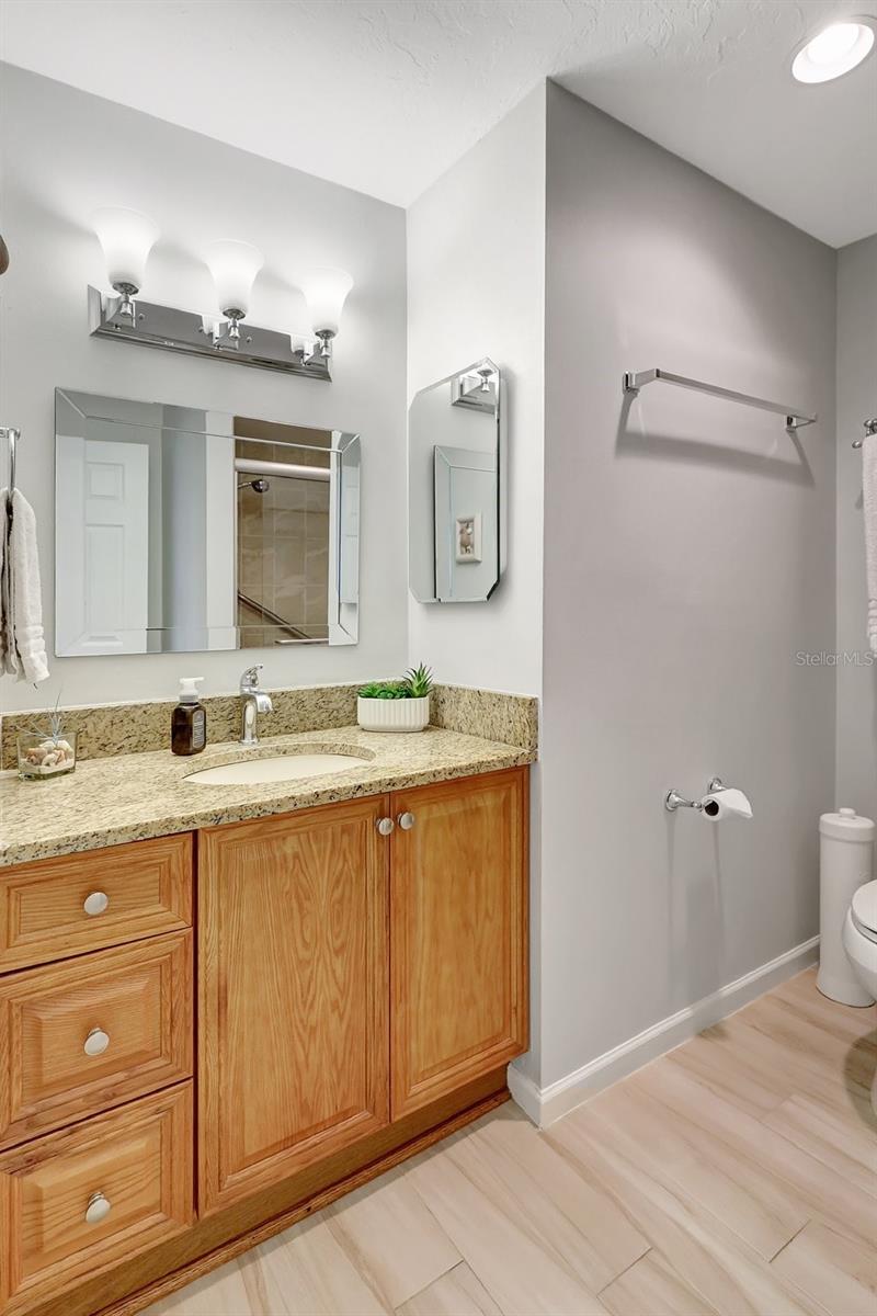 LAKE TIPPECANOE - Residential