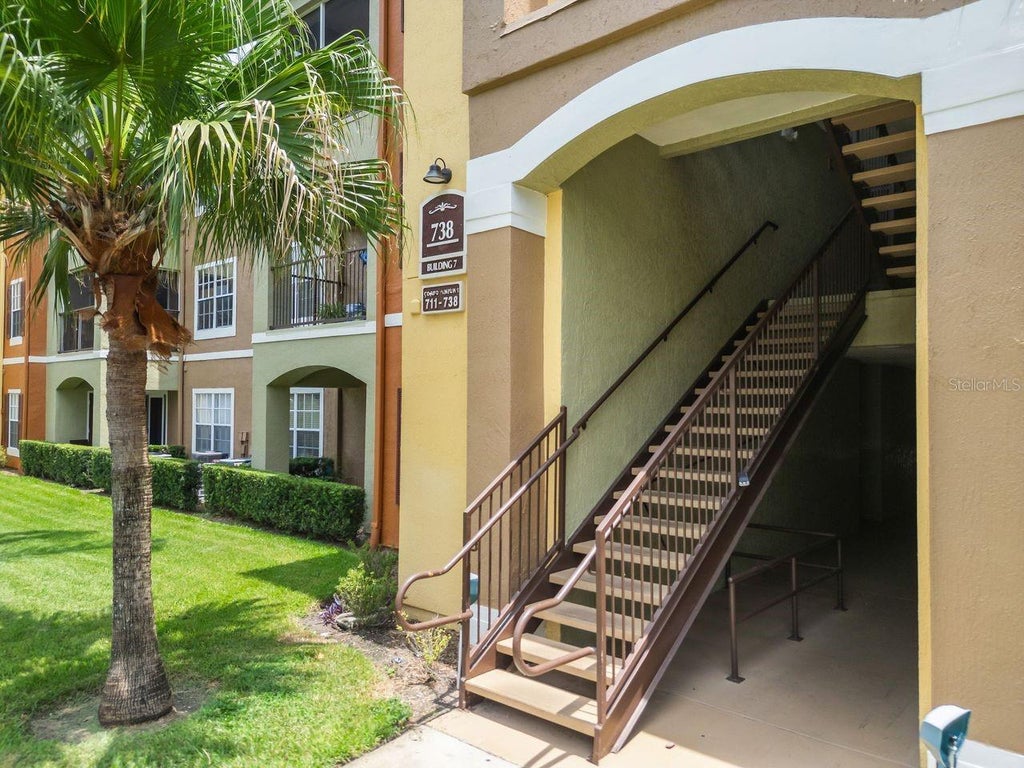 Photo of 738 Crest Pines Drive #726, Orlando, FL 32828 (MLS # S5153409)