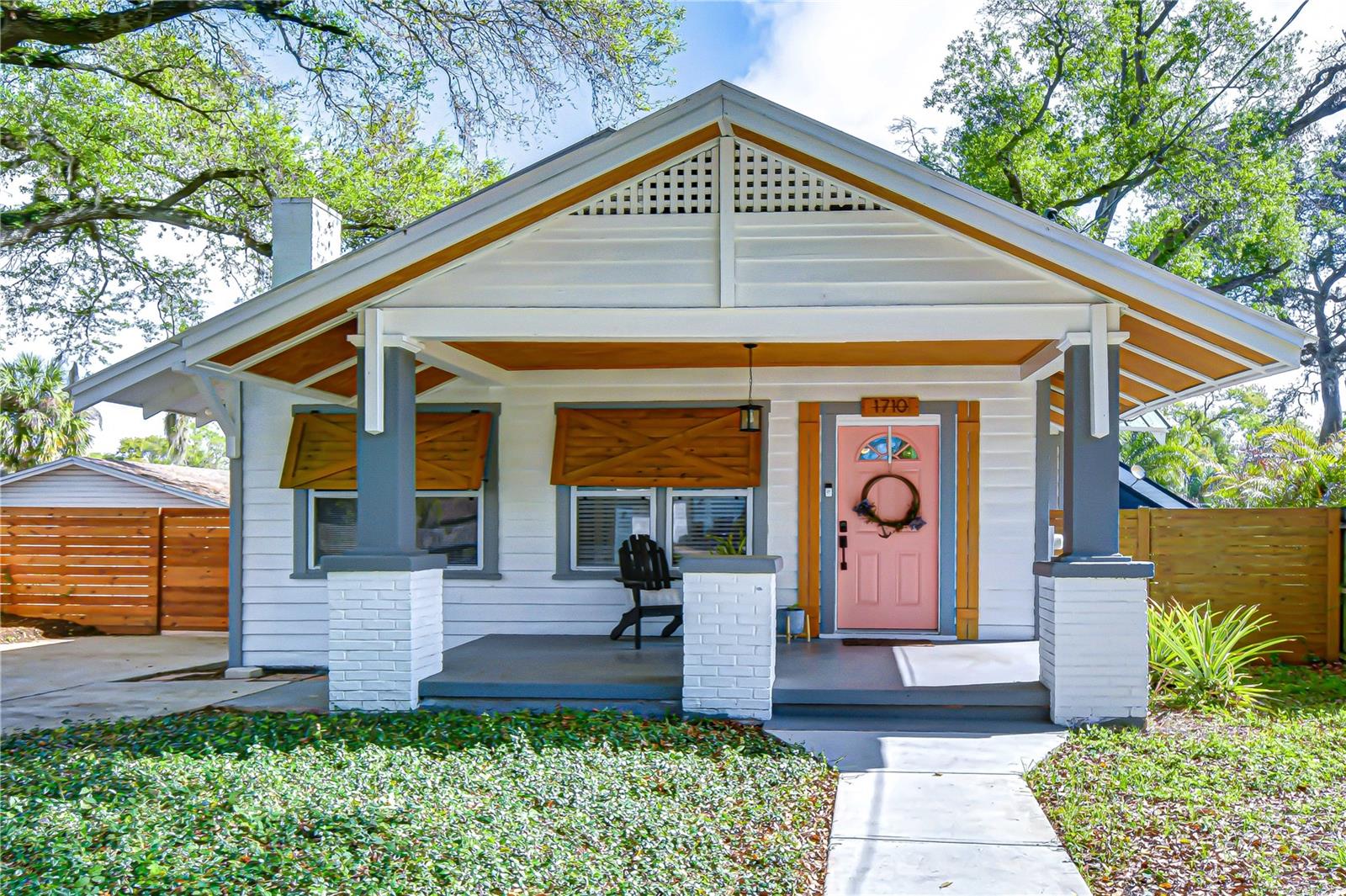 RIVERBEND MANOR - Residential