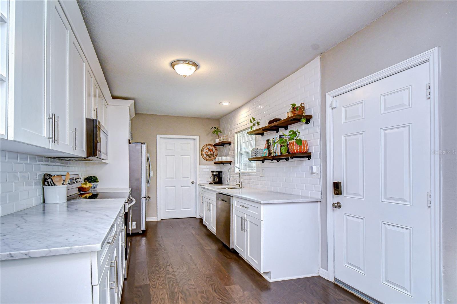 RIVERBEND MANOR - Residential