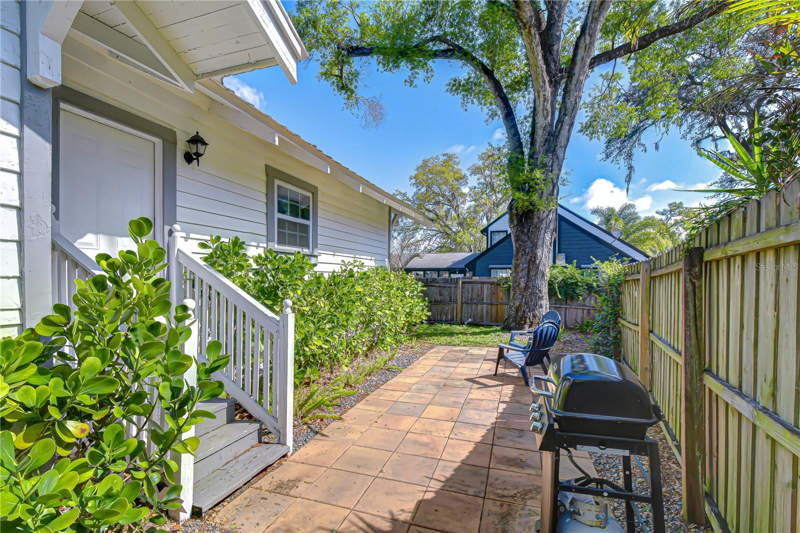 RIVERBEND MANOR - Residential