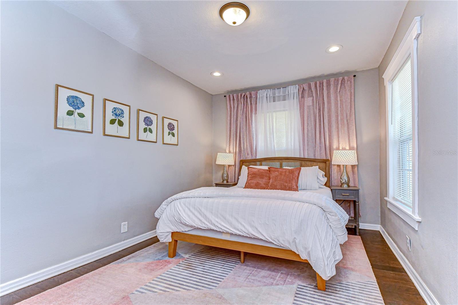 RIVERBEND MANOR - Residential