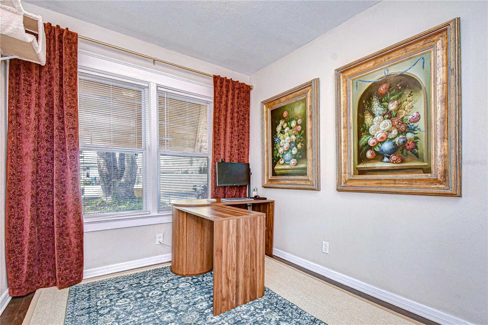 RIVERBEND MANOR - Residential