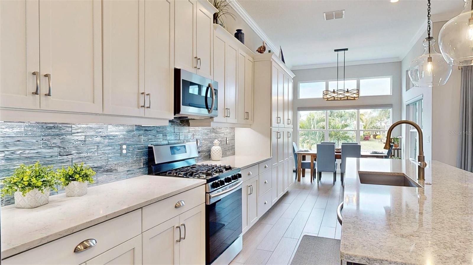 MIRABAY PRCL 8 - Residential