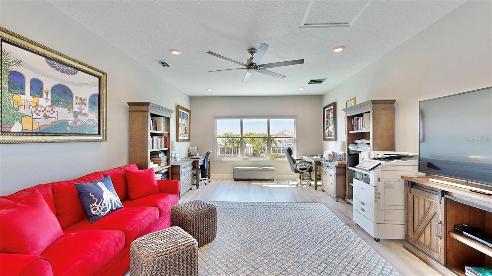 MIRABAY PRCL 8 - Residential