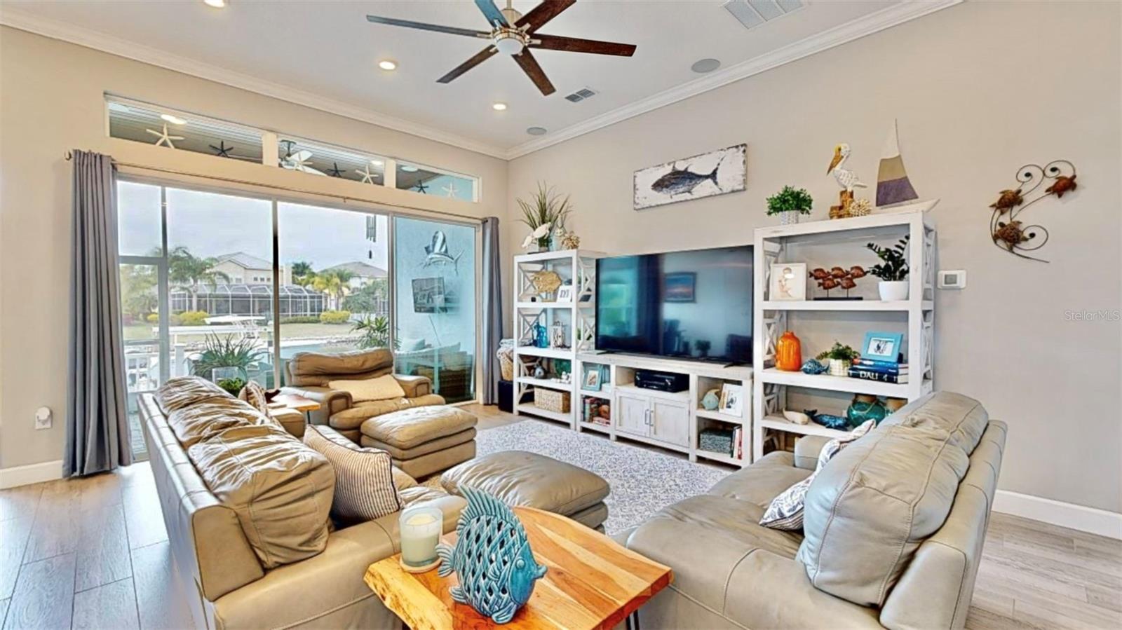 MIRABAY PRCL 8 - Residential