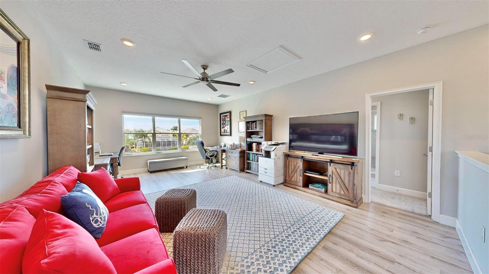 MIRABAY PRCL 8 - Residential