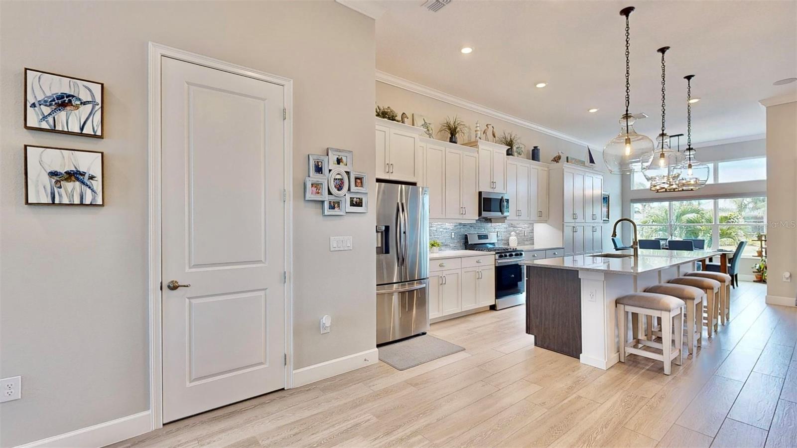 MIRABAY PRCL 8 - Residential