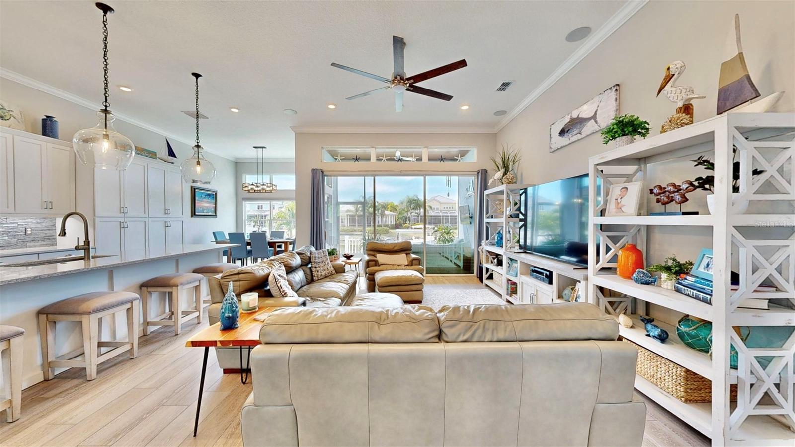 MIRABAY PRCL 8 - Residential