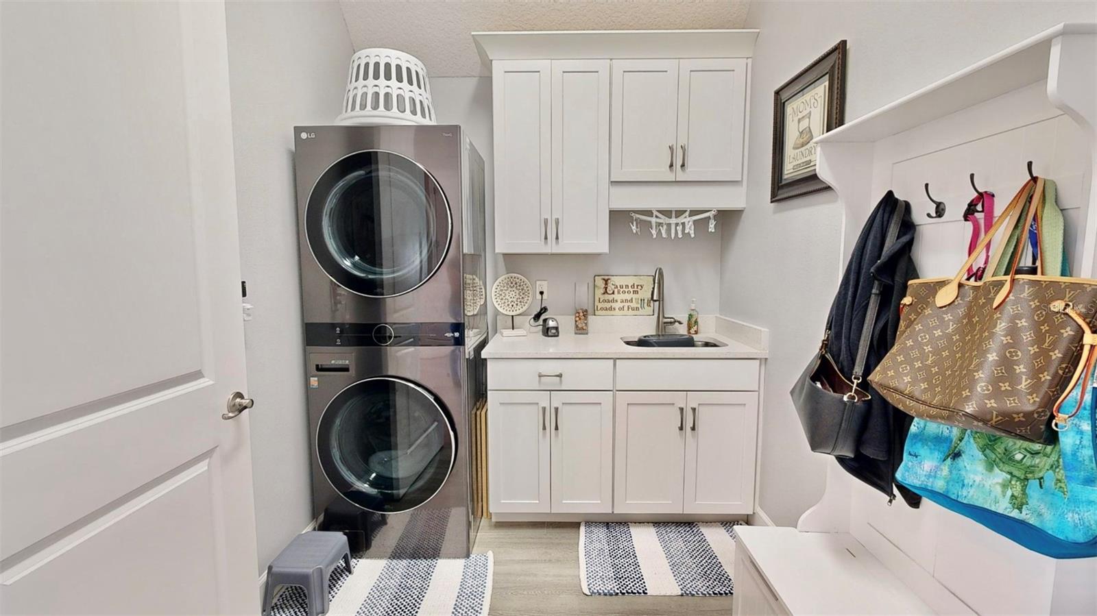 MIRABAY PRCL 8 - Residential