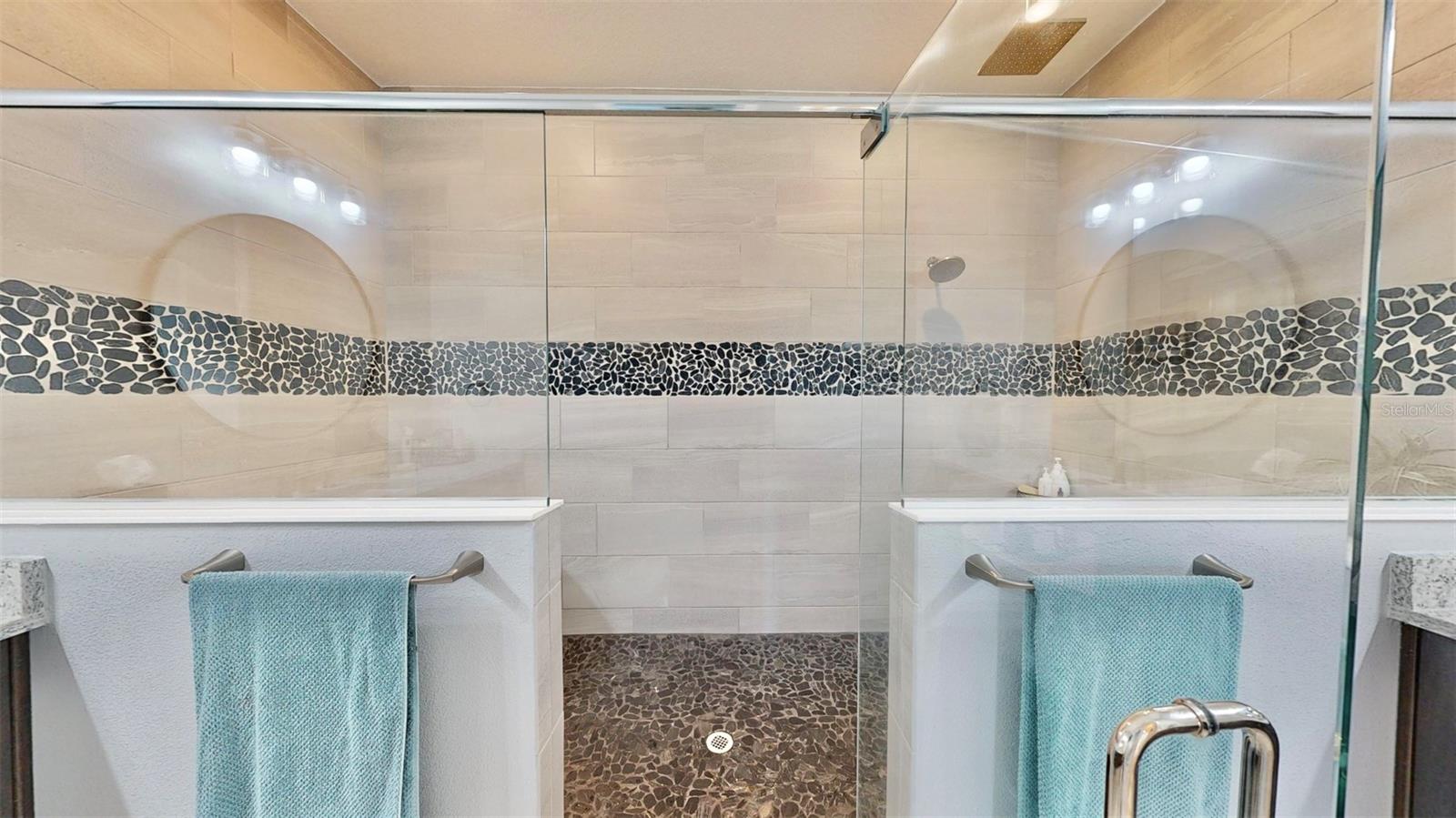 MIRABAY PRCL 8 - Residential