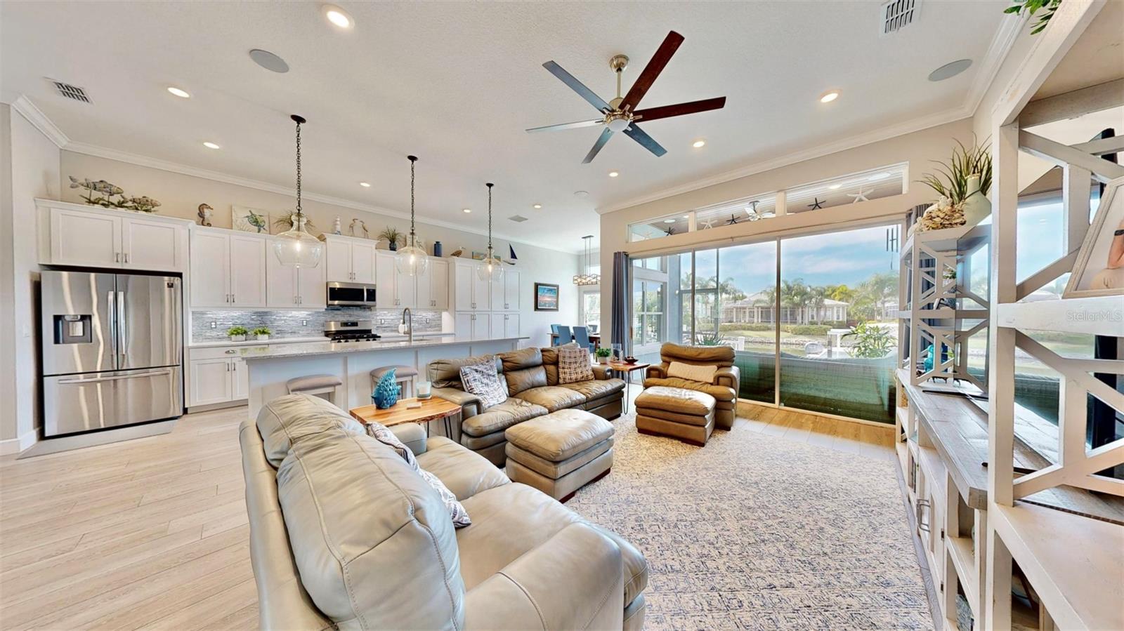 MIRABAY PRCL 8 - Residential