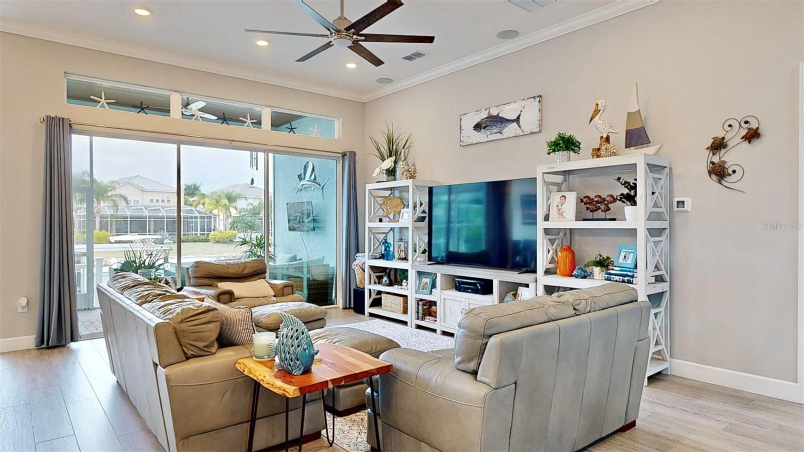 MIRABAY PRCL 8 - Residential