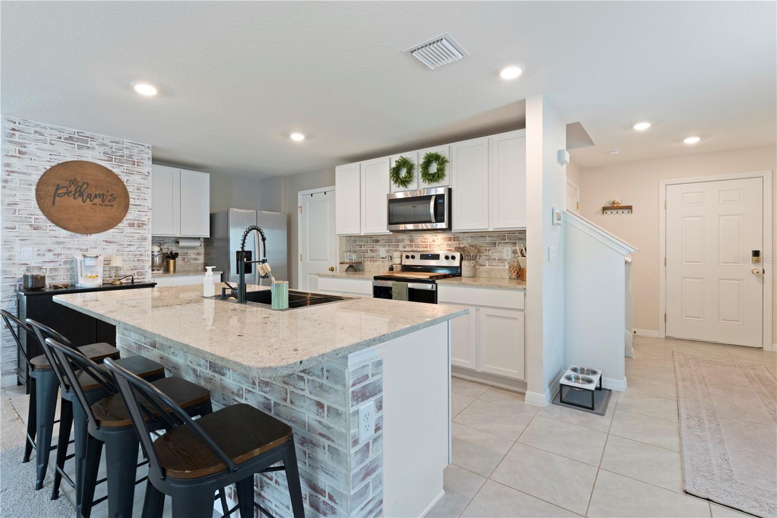 13734 WHISKEY DAISY DRIVE