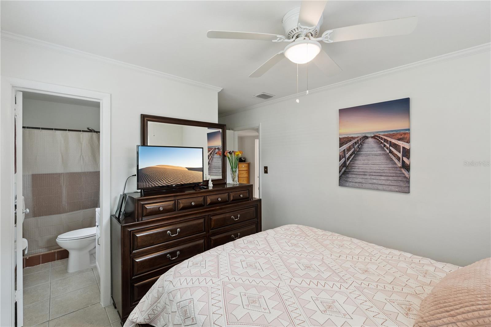 ENGELWOOD PARK - Residential