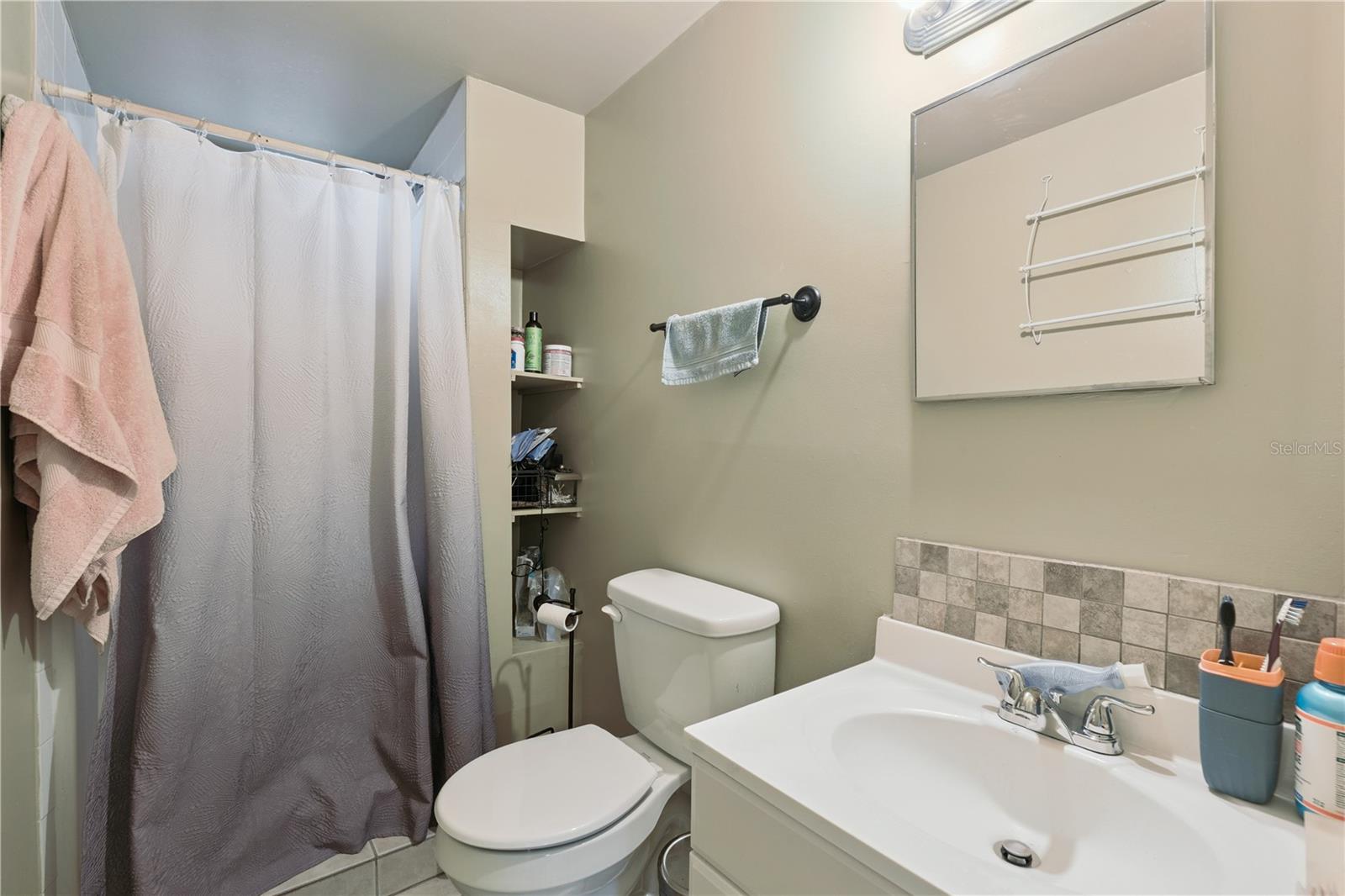 ENGELWOOD PARK - Residential