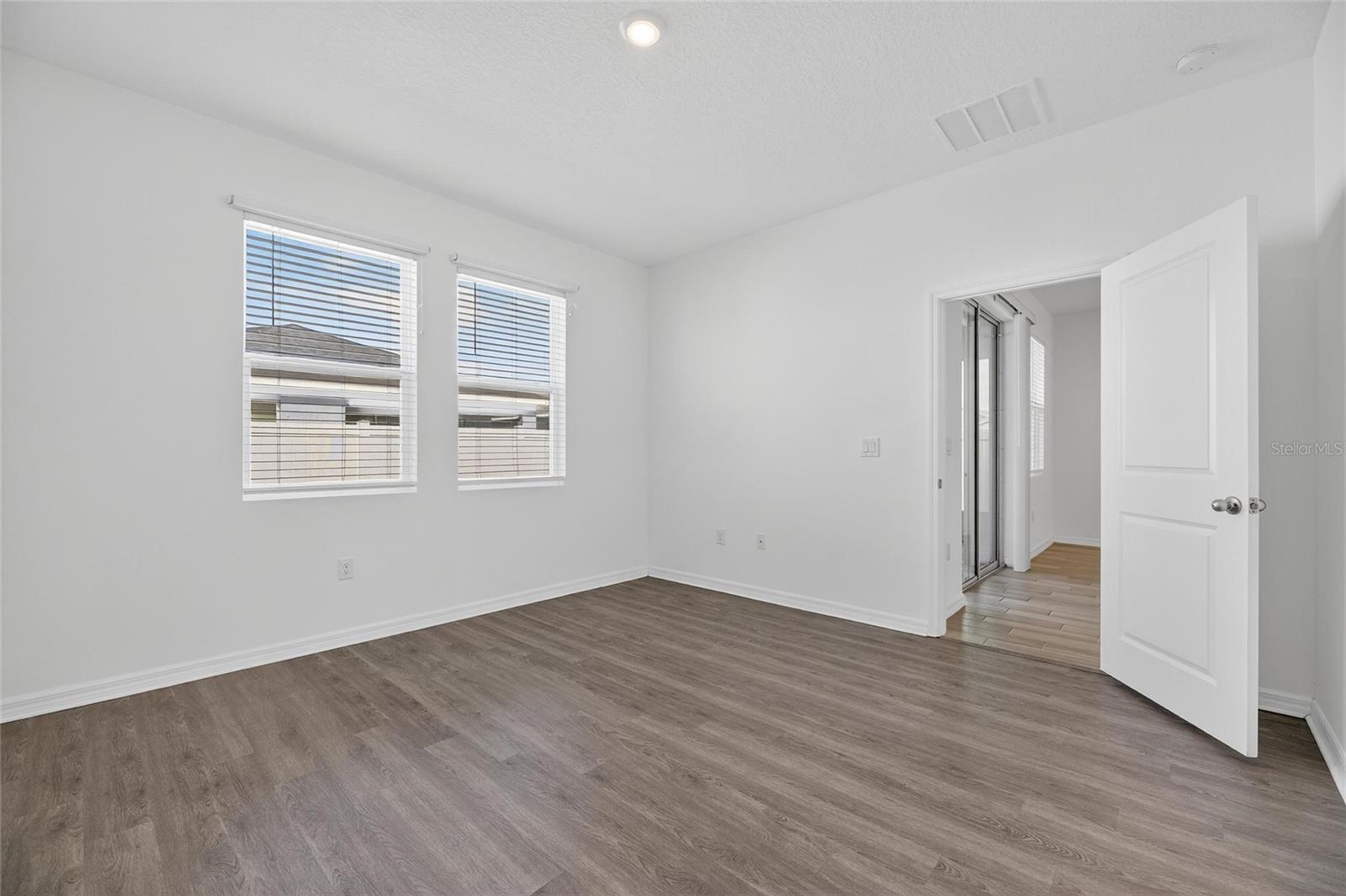 SOUTH FORK S & TR T - Residential