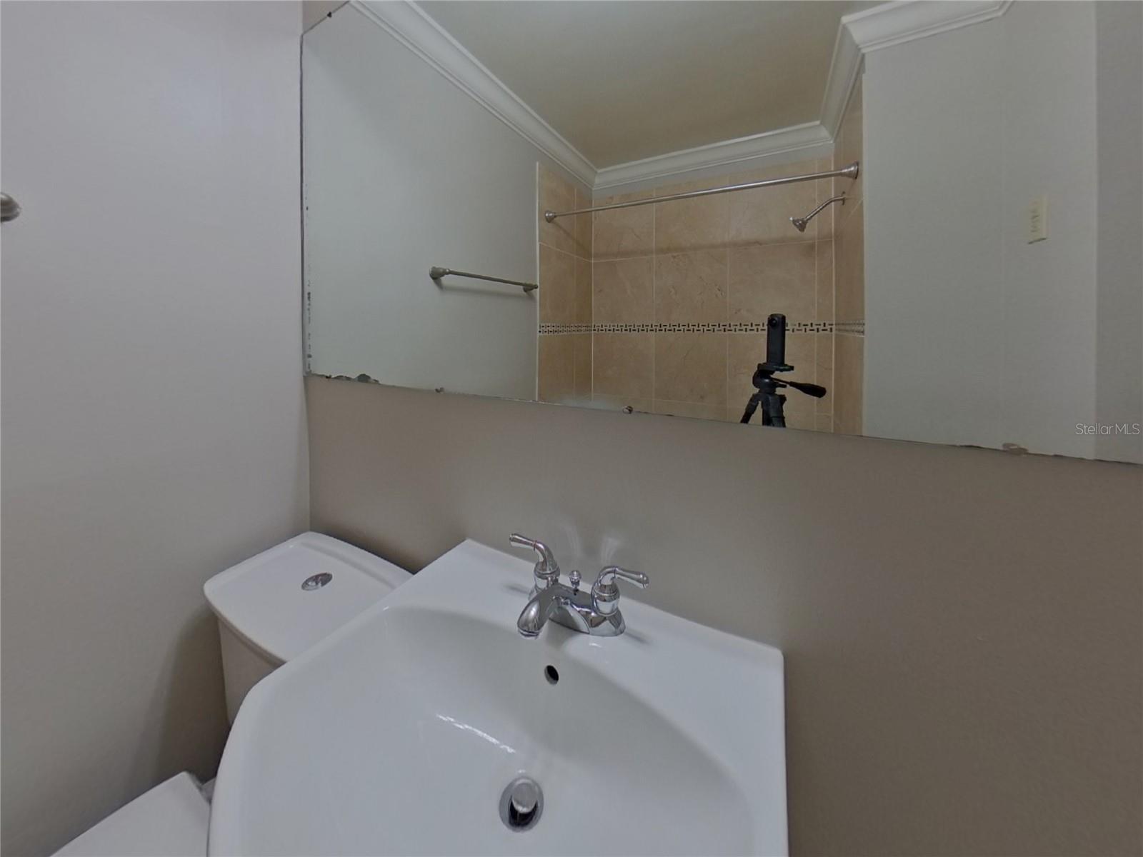 WYNNEWOOD - Residential Lease