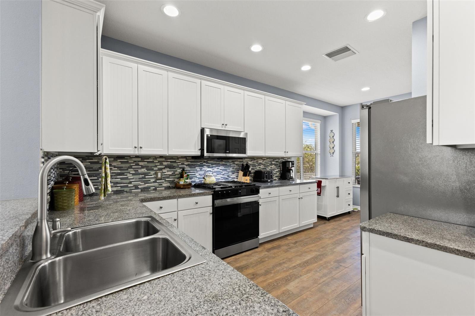 MIRABAY PRCL 7 PH 2 - Residential