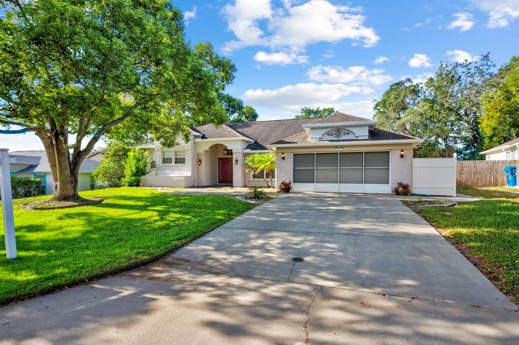 Photo of 8088 Spanish Oak Drive, Spring Hill, FL 34606 (MLS # W7889688)