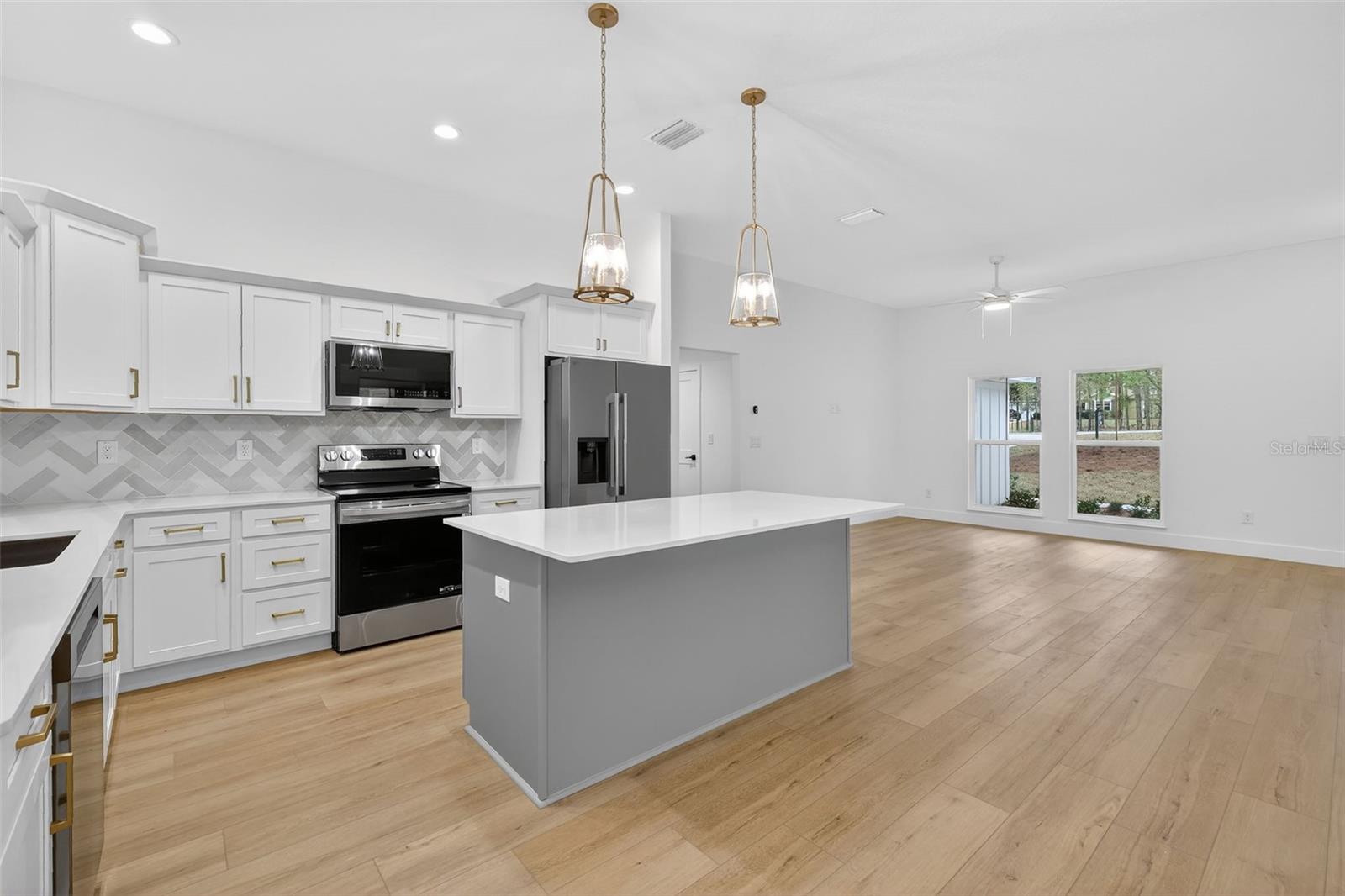 OAK HILL - Residential