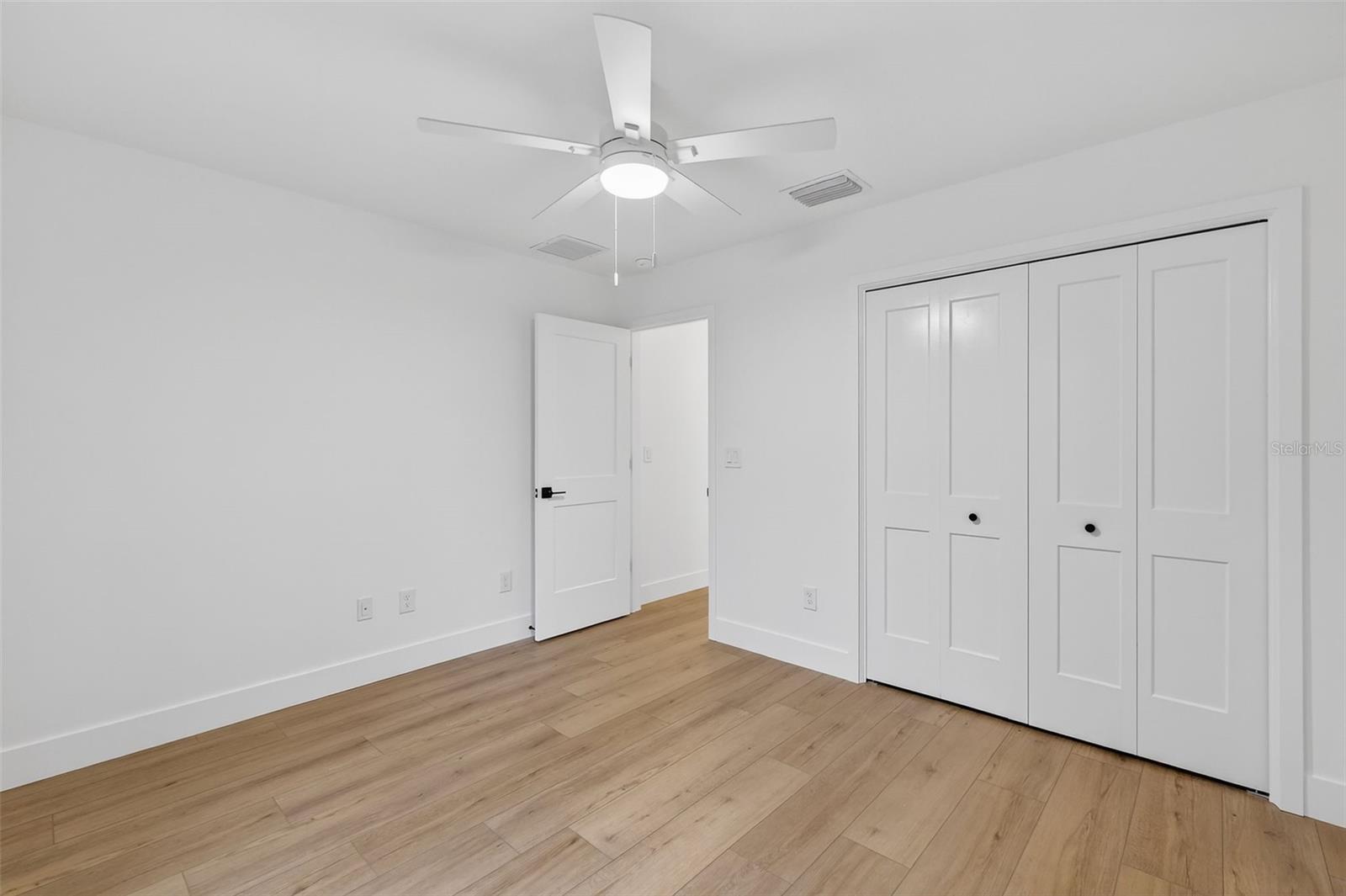 OAK HILL - Residential