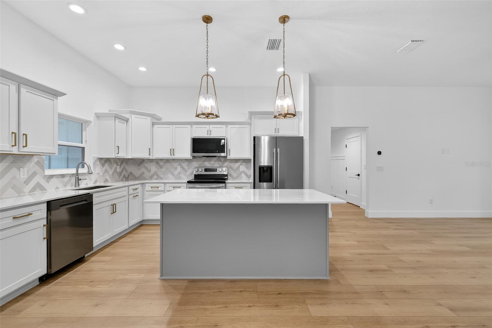 OAK HILL - Residential