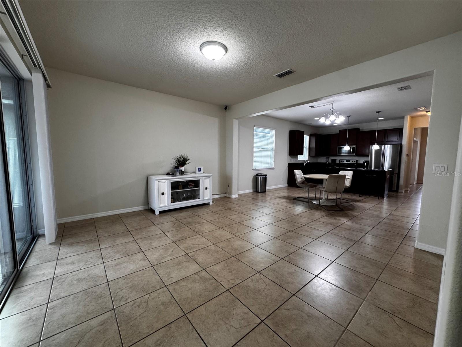 MILLENIA PARK PH 01 - Residential Lease