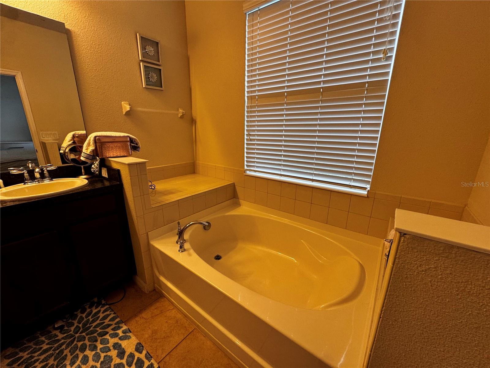 MILLENIA PARK PH 01 - Residential Lease