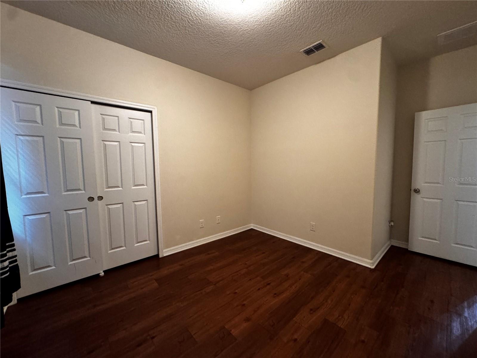 MILLENIA PARK PH 01 - Residential Lease