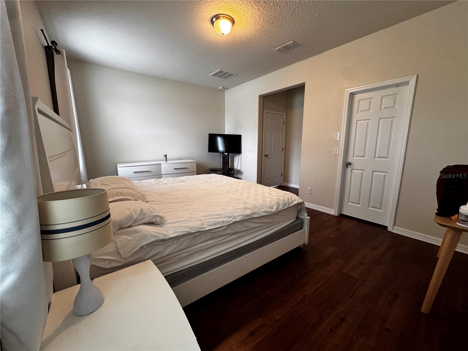 MILLENIA PARK PH 01 - Residential Lease