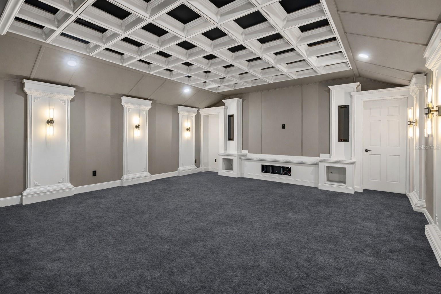 RESERVE AT HEATHROW - Residential