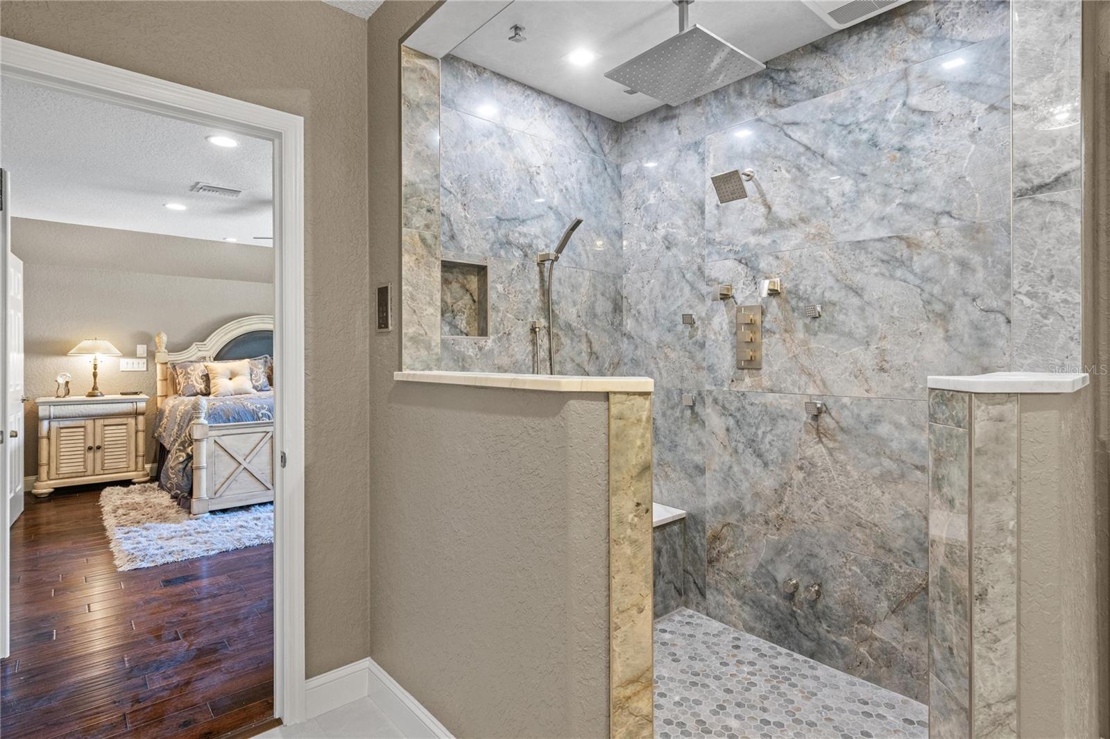 RESERVE AT HEATHROW - Residential