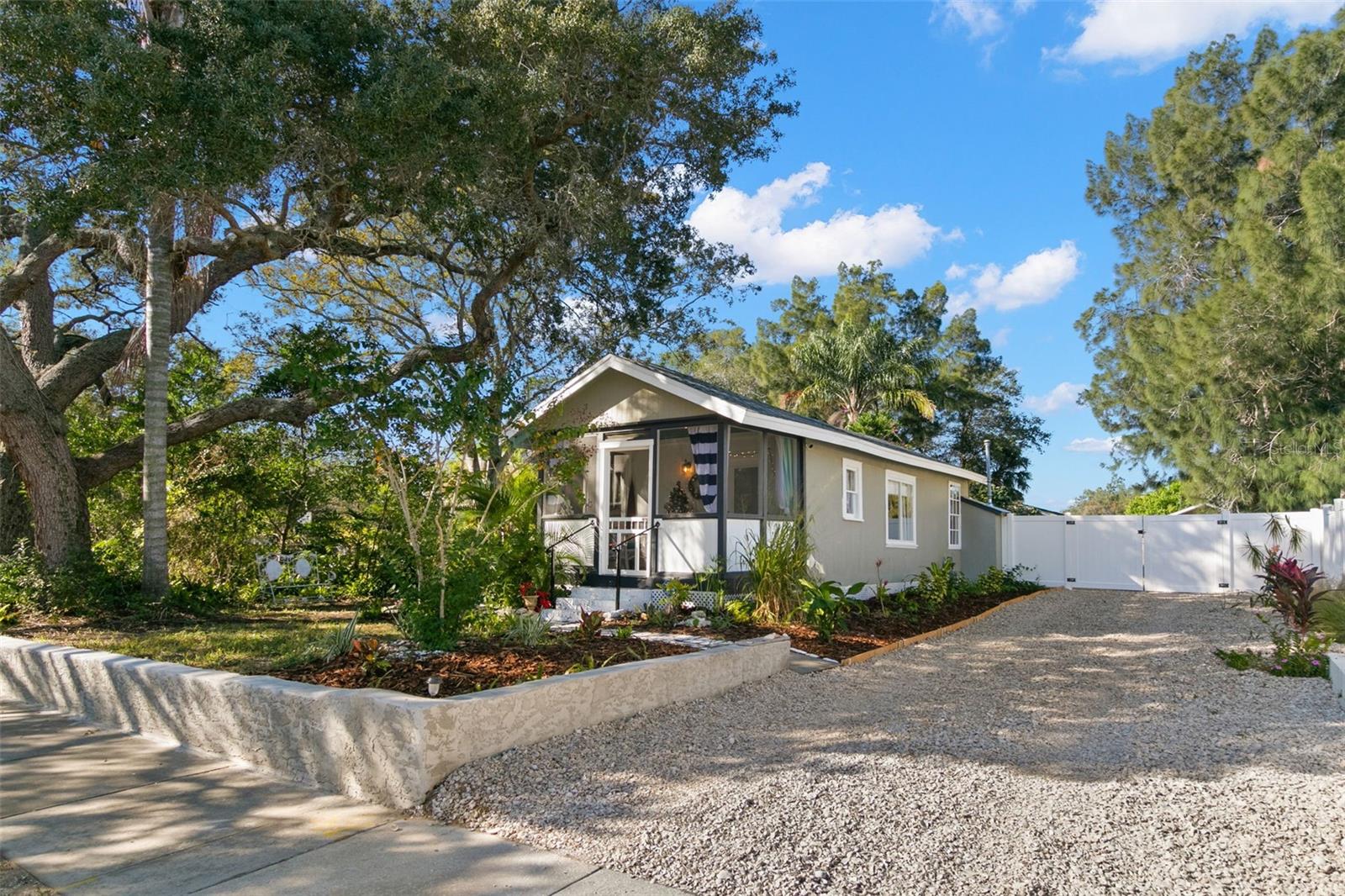 SUNSET POINT 1ST ADD - Residential