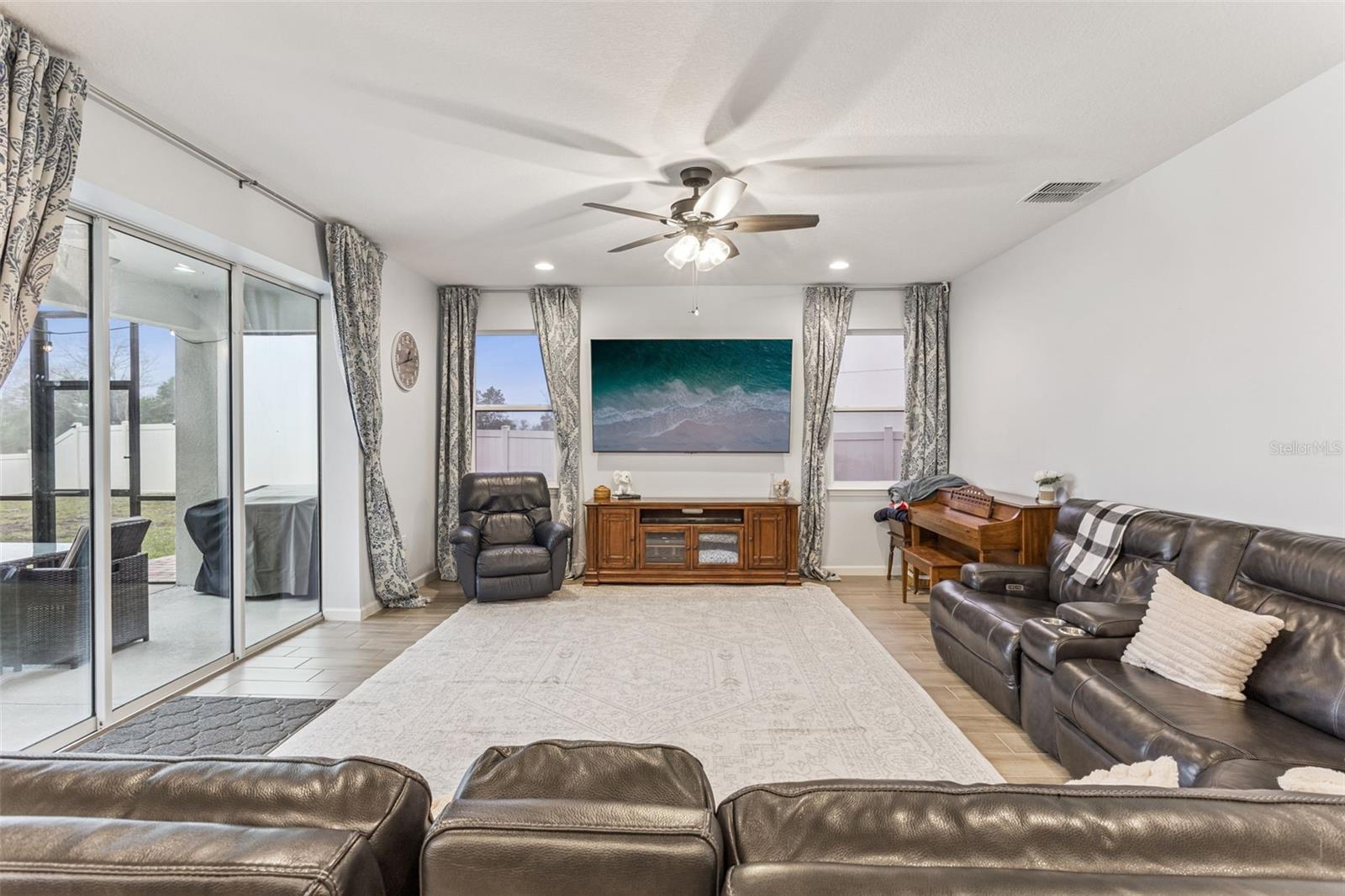 TALICHET AT VENEZIA NORTH - Residential