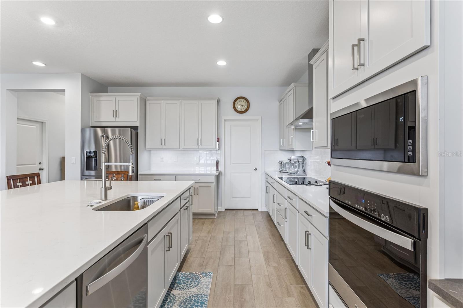 TALICHET AT VENEZIA NORTH - Residential