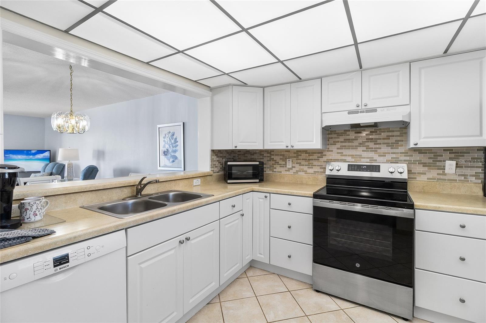 15000 GULF BOULEVARD 605