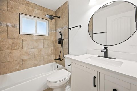 Tiny photo for 21 Oak Court, Eustis, FL 32726 (MLS # O6420685)