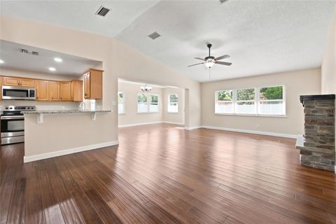 Tiny photo for 21 Oak Court, Eustis, FL 32726 (MLS # O6420685)