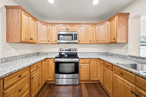 Tiny photo for 21 Oak Court, Eustis, FL 32726 (MLS # O6420685)