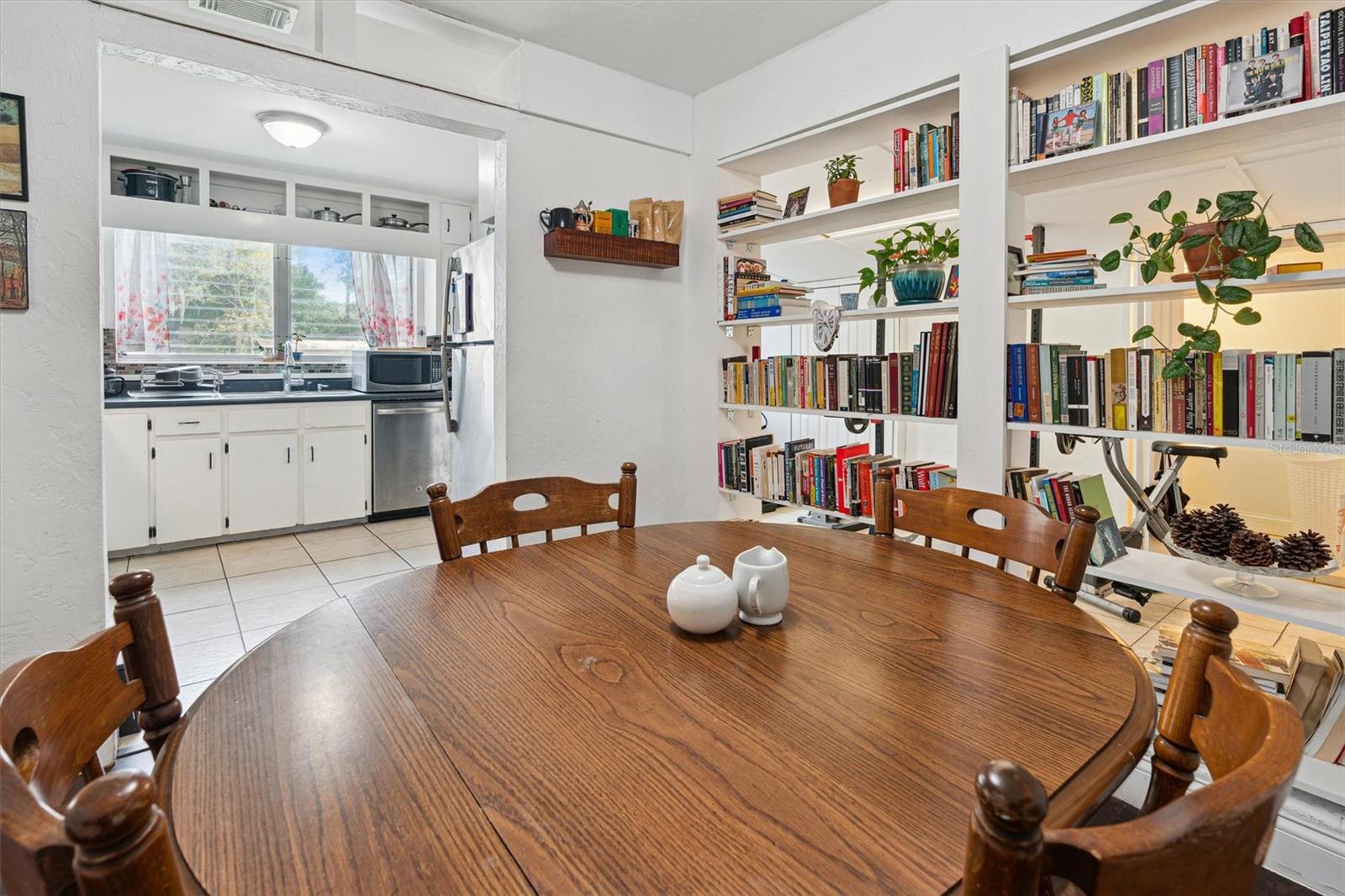 CAROL ESTATES - Residential