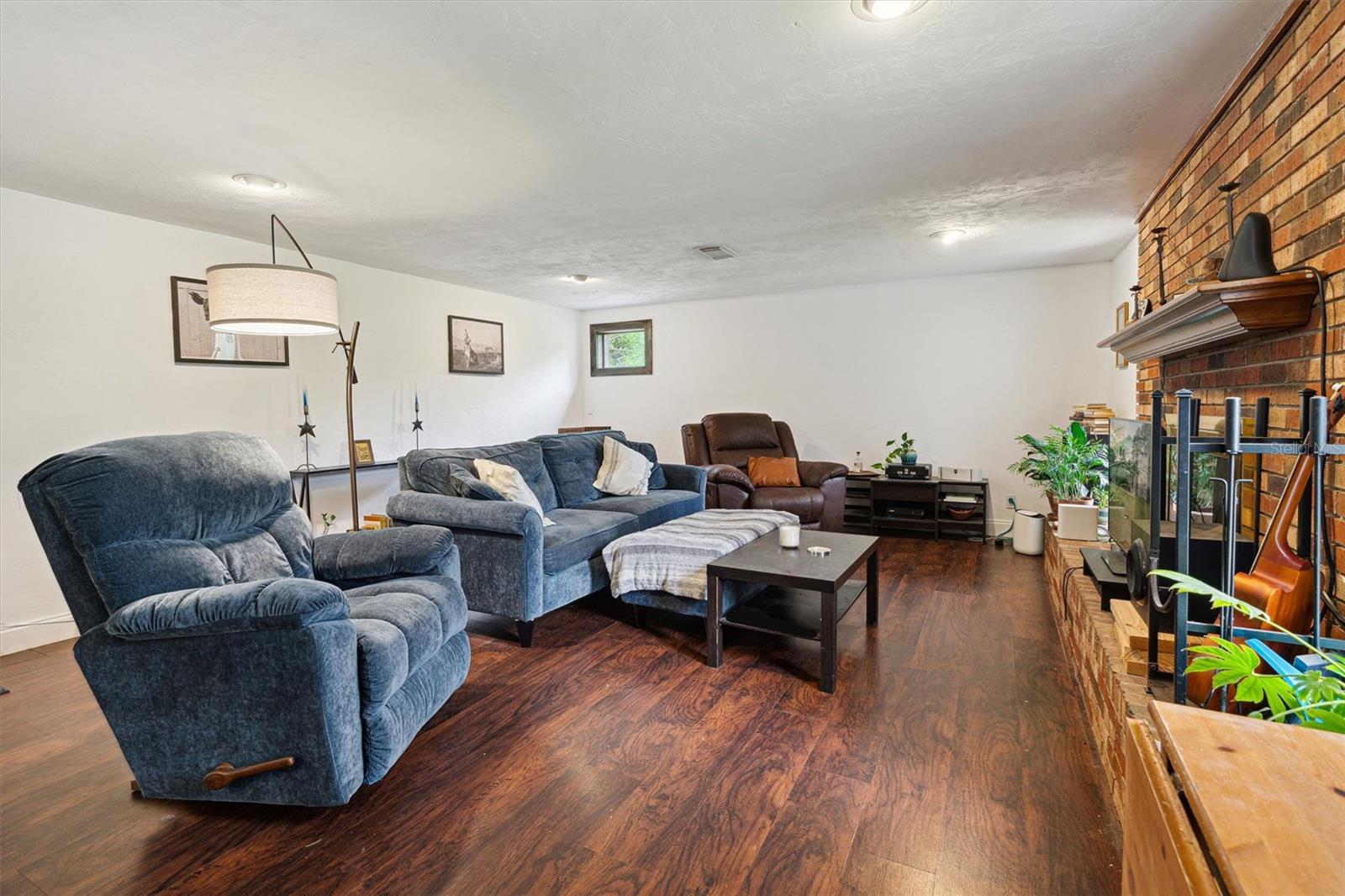 CAROL ESTATES - Residential