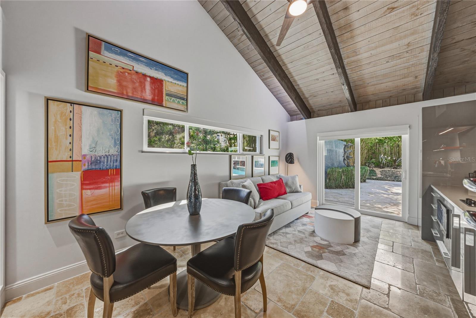 MONTICELLO PARK - Residential Lease