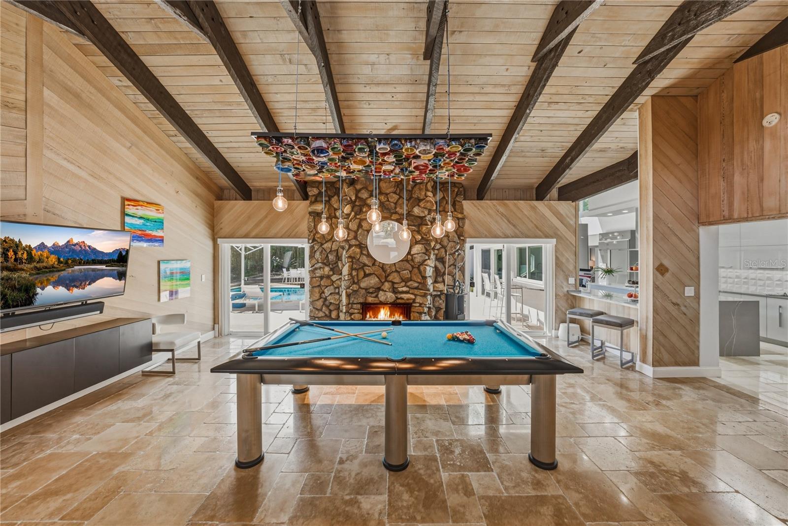 MONTICELLO PARK - Residential Lease