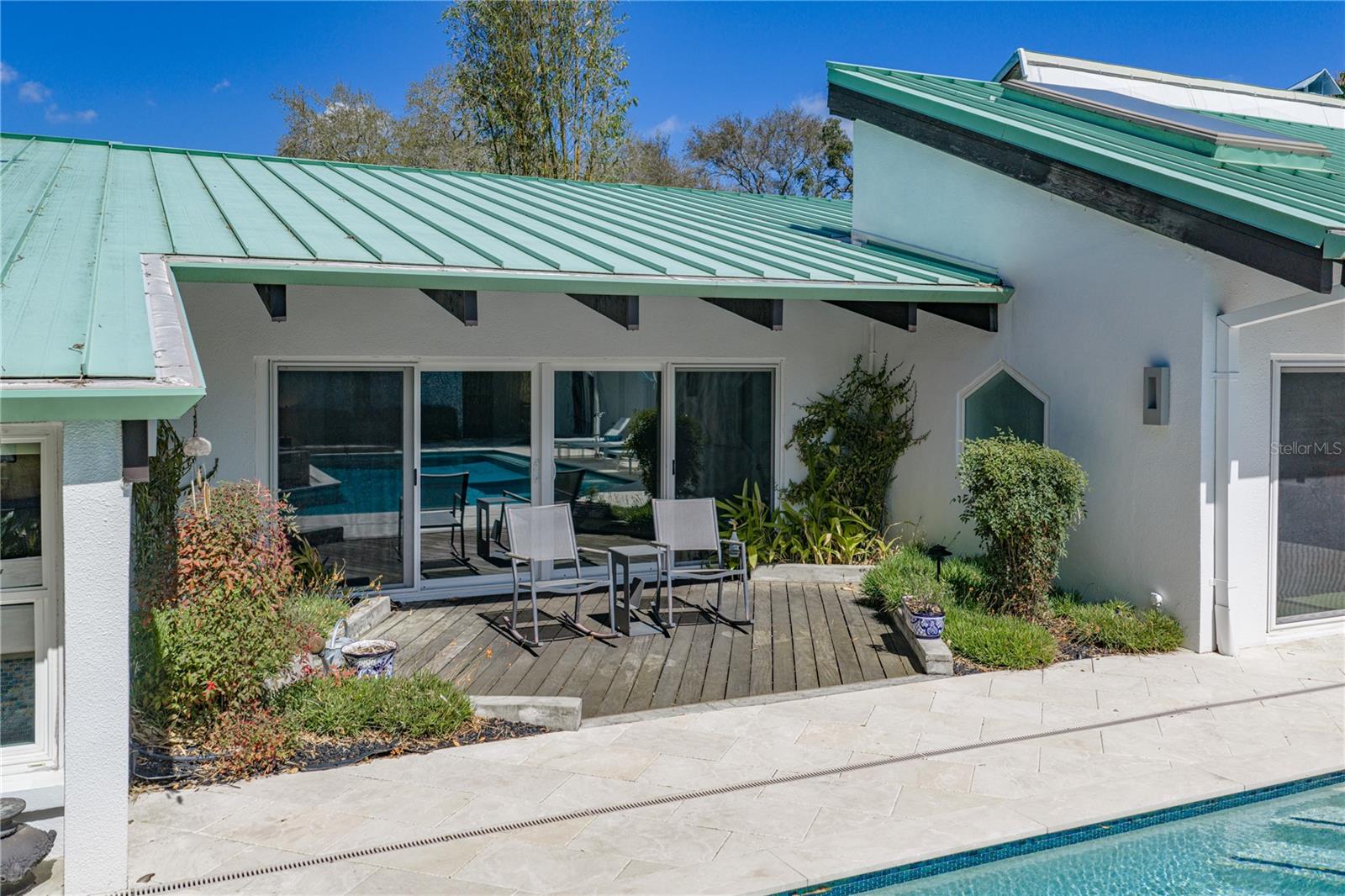 MONTICELLO PARK - Residential Lease