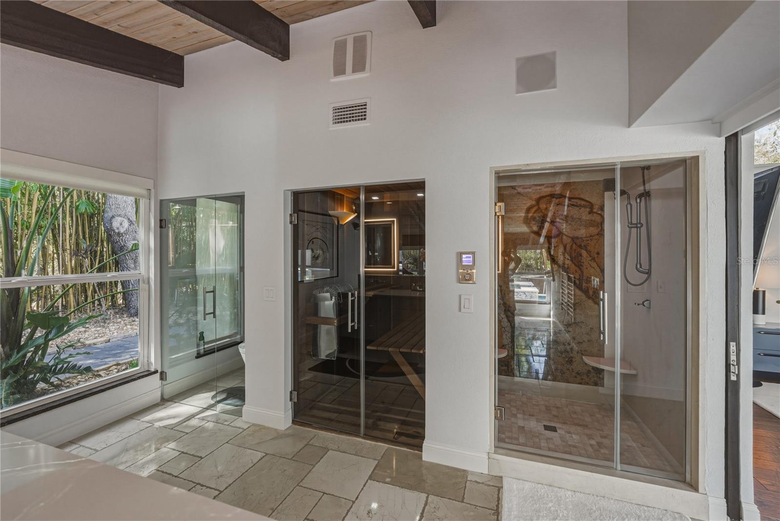 MONTICELLO PARK - Residential Lease