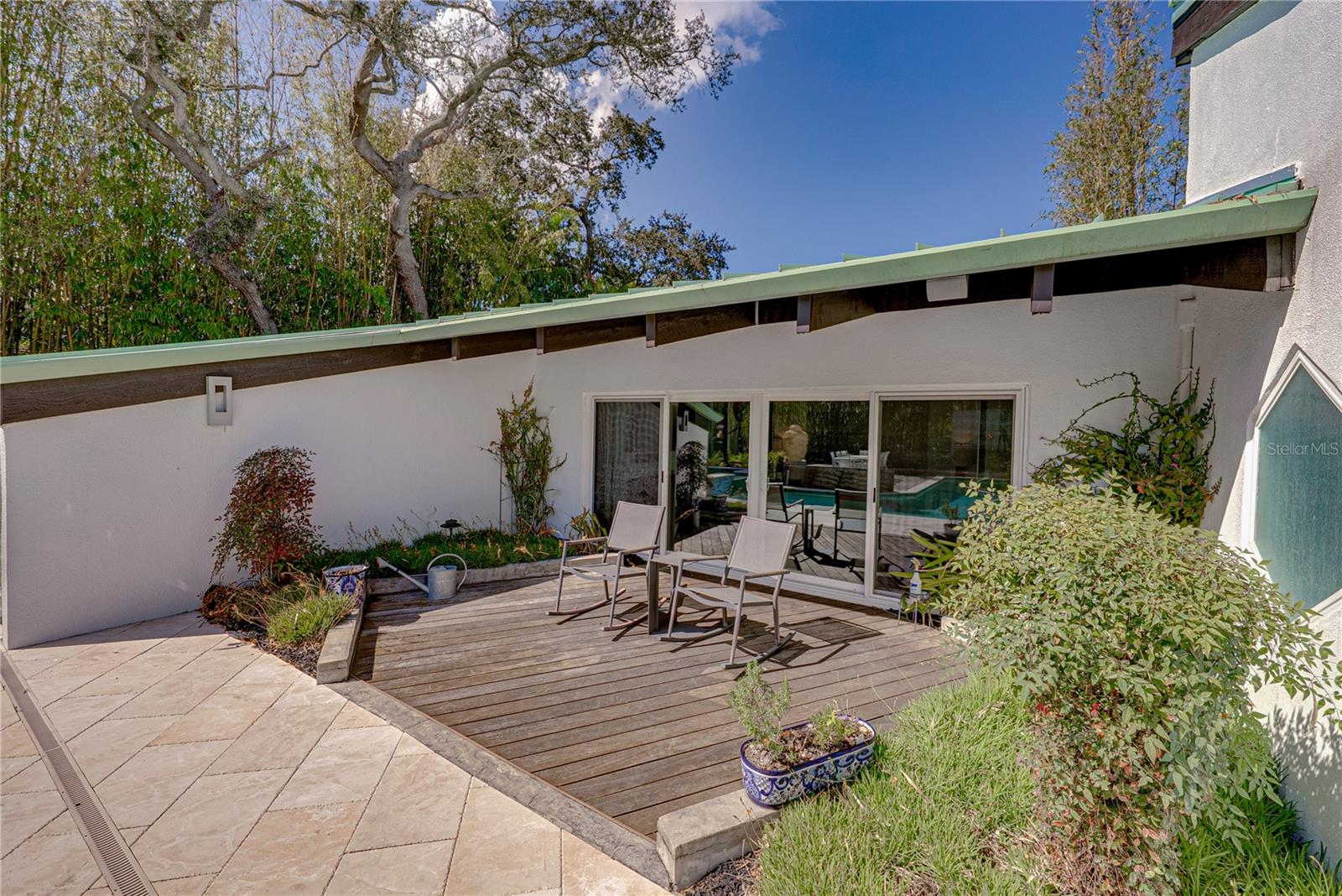 MONTICELLO PARK - Residential Lease