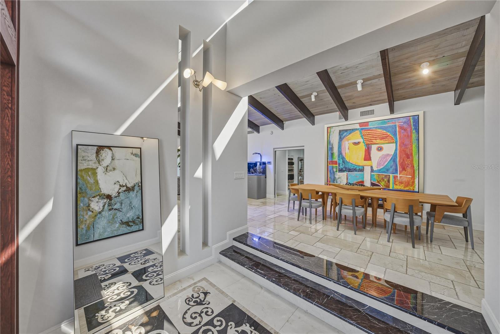 MONTICELLO PARK - Residential Lease