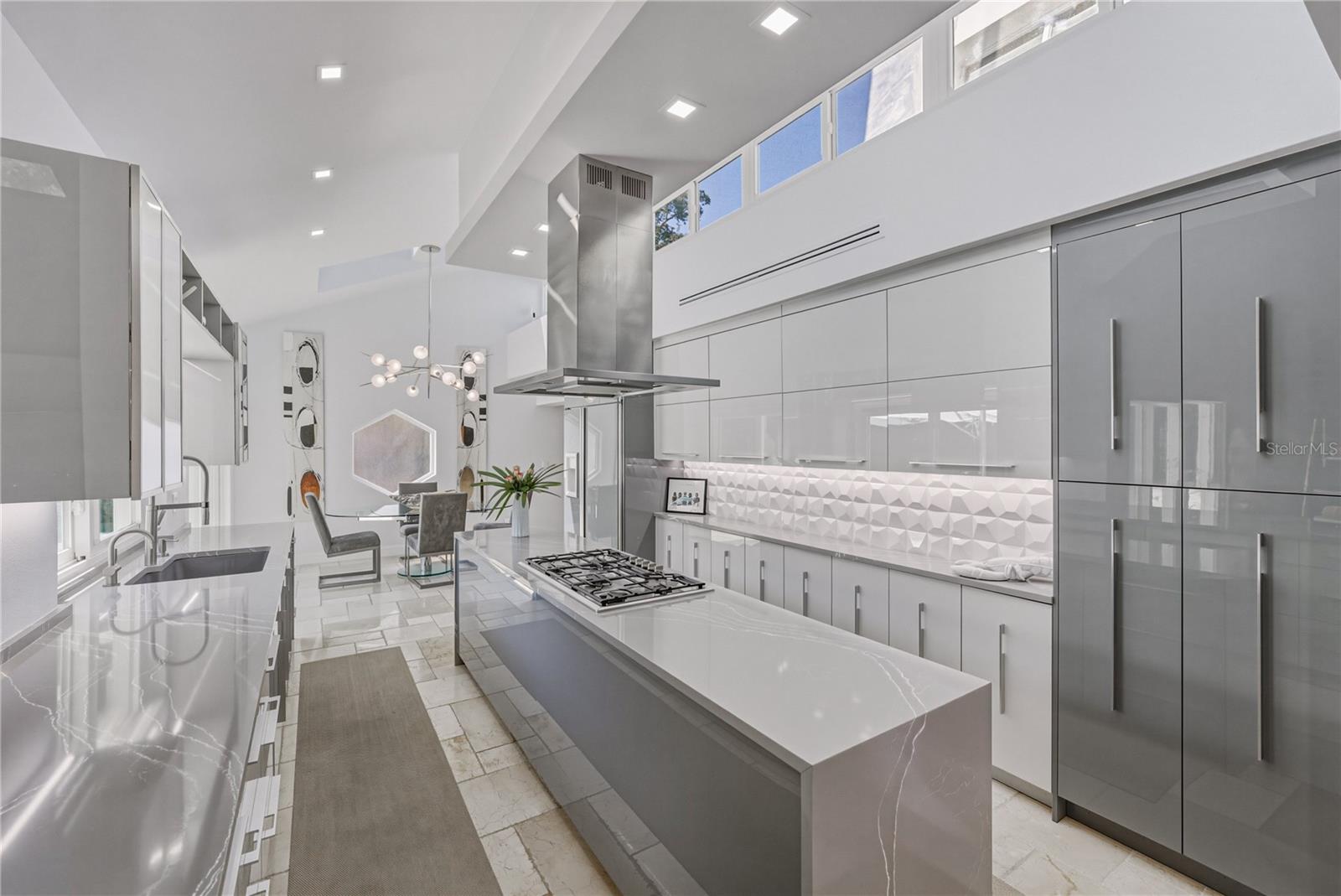 MONTICELLO PARK - Residential Lease