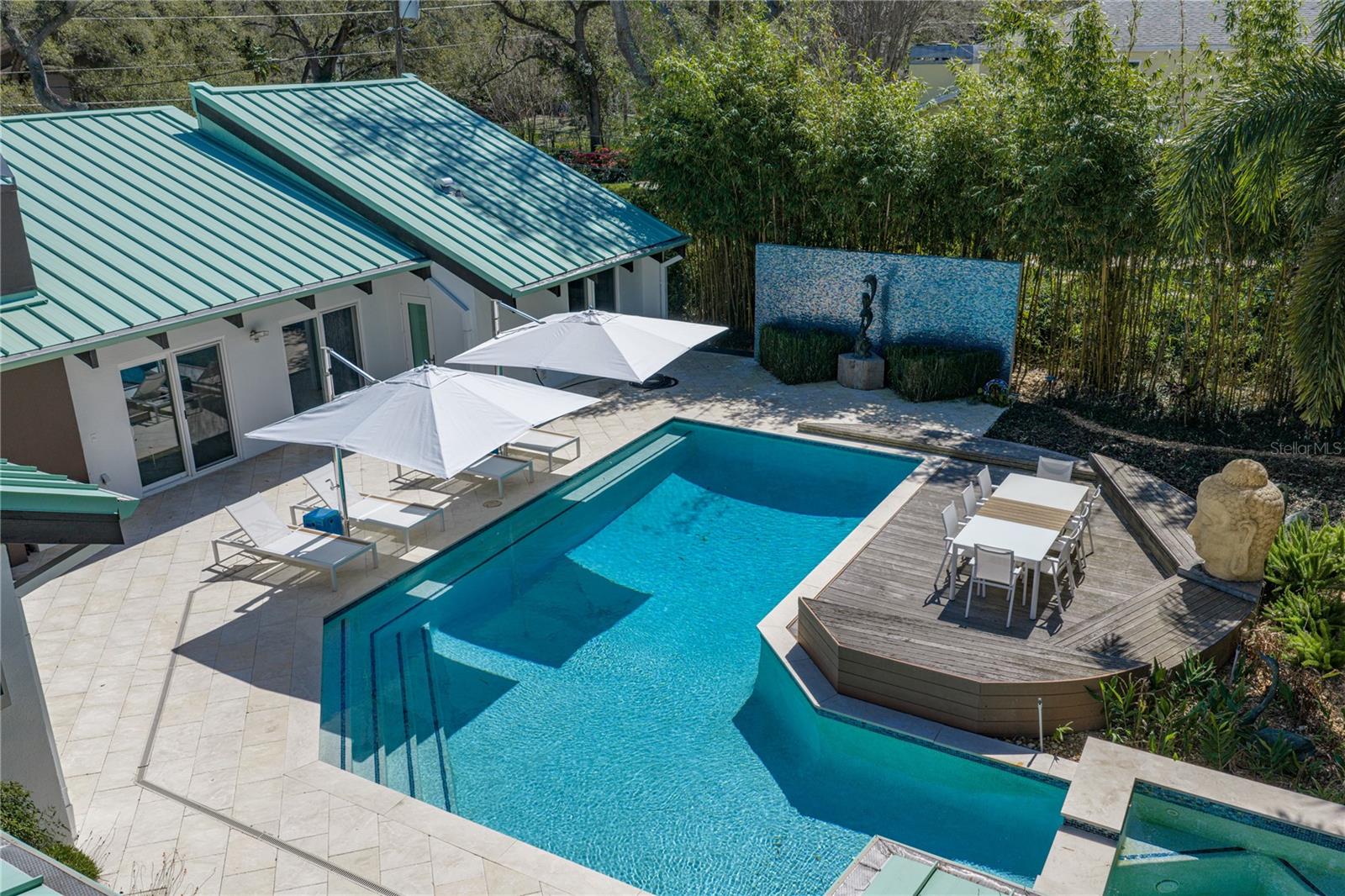 MONTICELLO PARK - Residential Lease